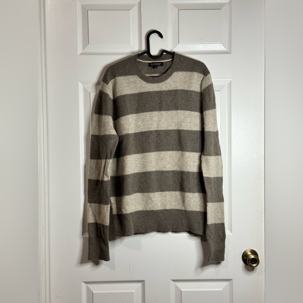 Banana Republic Made Of Italian Yarn Wool Blend Sweater